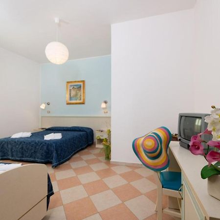 Hotel Bruna 마르틴시쿠로 외부 사진